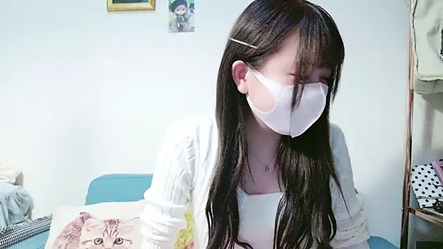 yuki-chi naked strip webcam for live sex video chat