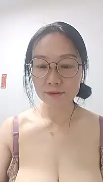 yuMeiren9 naked strip webcam for live sex video chat