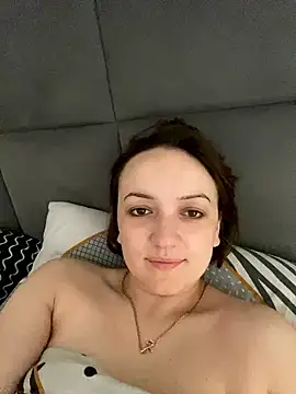 Amelie_Shy naked strip webcam for live sex video chat