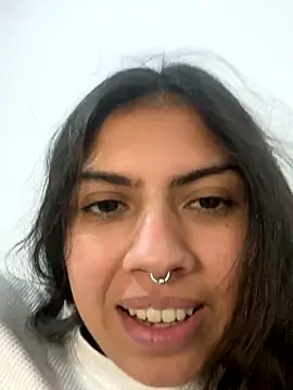 Argentiinita naked strip webcam for live sex video chat