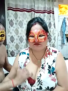 BBW_HOT_COUPLE naked strip webcam for live sex video chat