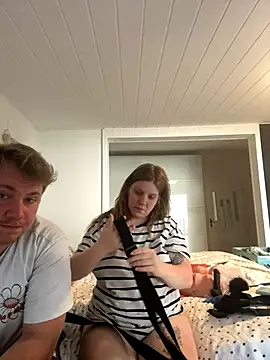 LenaundLeon naked strip webcam for live sex video chat