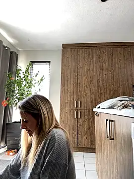 MadameAshleeyy naked strip webcam for live sex video chat