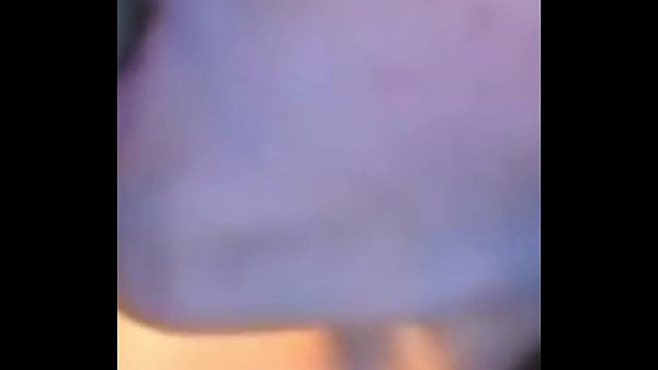 Mostrando meu brinquedinho na cam pra vocês