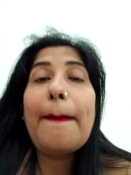 priya69mummy naked strip webcam for live sex video chat