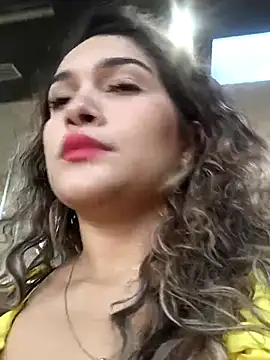 Sara_smiiith211 naked strip webcam for live sex video chat