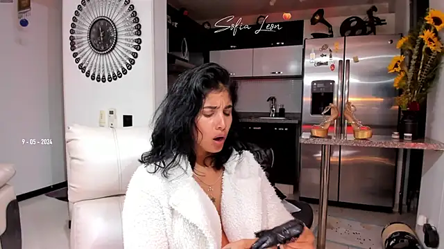sofiasexhot naked strip webcam for live sex video chat