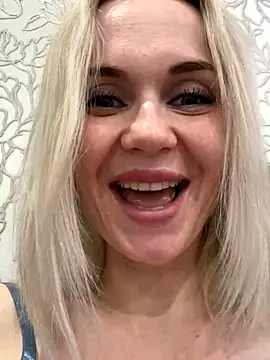 Sunny_L_1 naked strip webcam for live sex video chat
