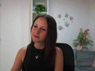 MelissaMore nude hot live sex chat