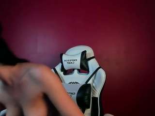 Vanessa-Flexible nude hot live sex chat