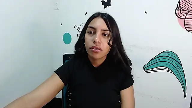 elif_hot naked strip webcam for live sex video chat