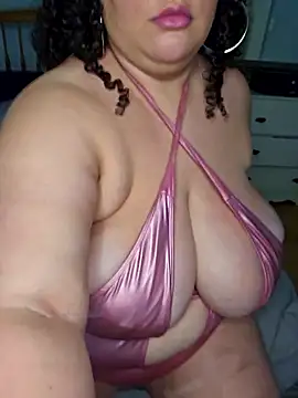 VoluptuousVictoriaa naked strip webcam for live sex video chat