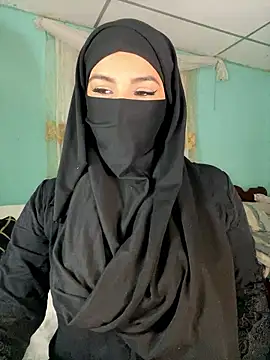 Zeynep-Lahsen naked strip webcam for live sex video chat