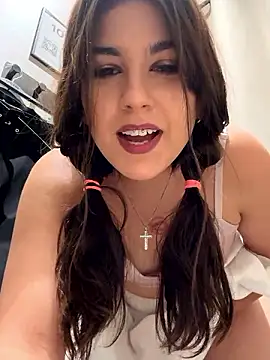 ChloeGraff naked strip webcam for live sex video chat