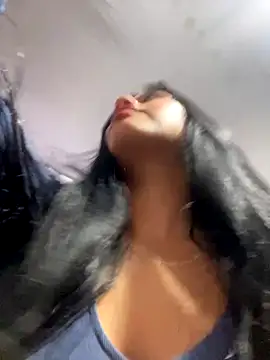 Estefanii- naked strip webcam for live sex video chat