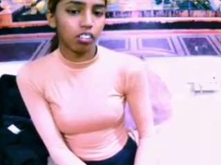 IndianSexySlender nude hot live sex chat
