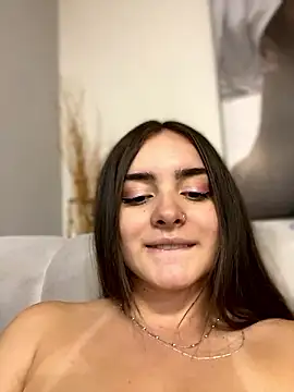 imlindapink naked strip webcam for live sex video chat