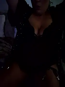 LaCoquineDeStrip naked strip webcam for live sex video chat