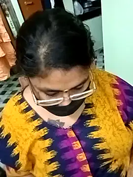 Swetha_mallu naked strip webcam for live sex video chat