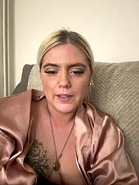 Blondiee3088 naked strip webcam for live sex video chat