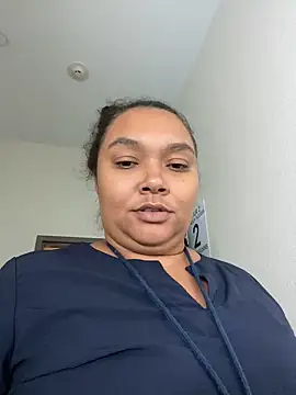 PrettyWithaWaterpark2 naked strip webcam for live sex video chat