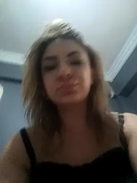 Riley-Blayke naked strip webcam for live sex video chat