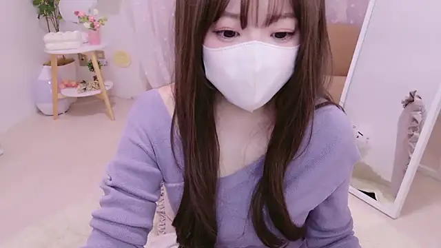 xoSAYA naked strip webcam for live sex video chat