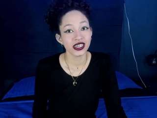 Emilywillss nude hot live sex chat