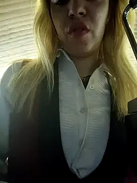 SUSELLAM1 naked strip webcam for live sex video chat
