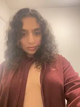 fayfay2002 naked strip webcam for live sex video chat