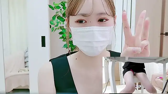 _suzu_ch_xo naked strip webcam for live sex video chat