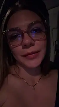 alicee16 naked strip webcam for live sex video chat