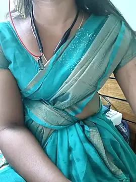 Dreamqueentamill naked strip webcam for live sex video chat