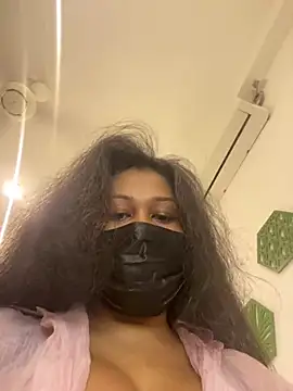 Queen-Of-Spades naked strip webcam for live sex video chat