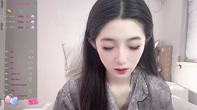 UU-1314 naked strip webcam for live sex video chat