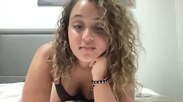 Cherybloom naked strip webcam for live sex video chat