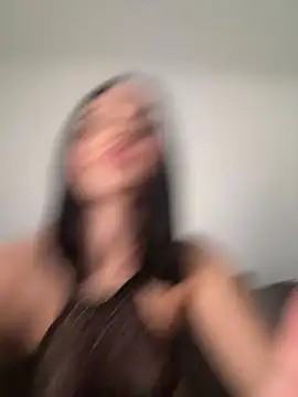 milabigassxoxo naked strip webcam for live sex video chat