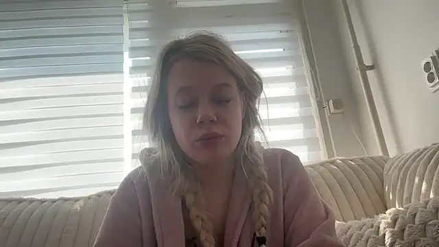 vabunny naked strip webcam for live sex video chat