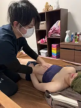 YARASERO-kun naked strip webcam for live sex video chat