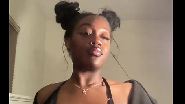maskedgirl5005 naked strip webcam for live sex video chat