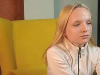 ZeldaCharlie nude hot live sex chat