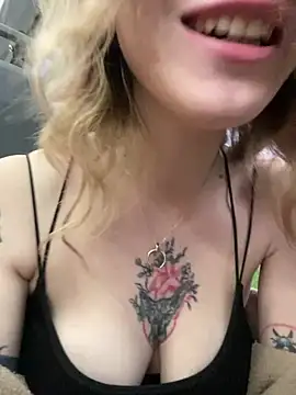 Mimiumu naked strip webcam for live sex video chat