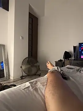 NaomiMulan naked strip webcam for live sex video chat