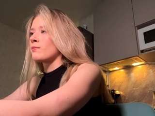 SilviaHambelton nude hot live sex chat
