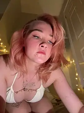 Itzz_lolareign naked strip webcam for live sex video chat