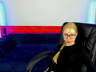 AlinaBlond nude hot live sex chat