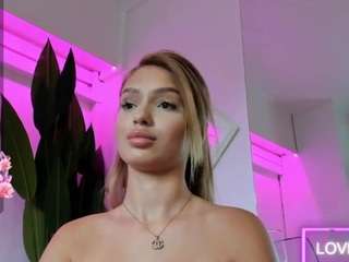 blondiequinn nude hot live sex chat