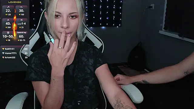 -DarkPrincess- naked strip webcam for live sex video chat