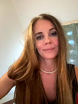 LucieMack naked strip webcam for live sex video chat