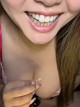 Yuixxsama naked strip webcam for live sex video chat